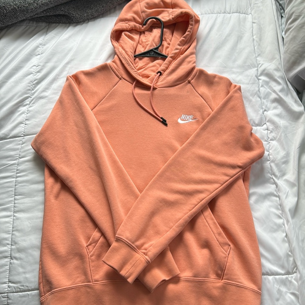 women’s Nike hoodie